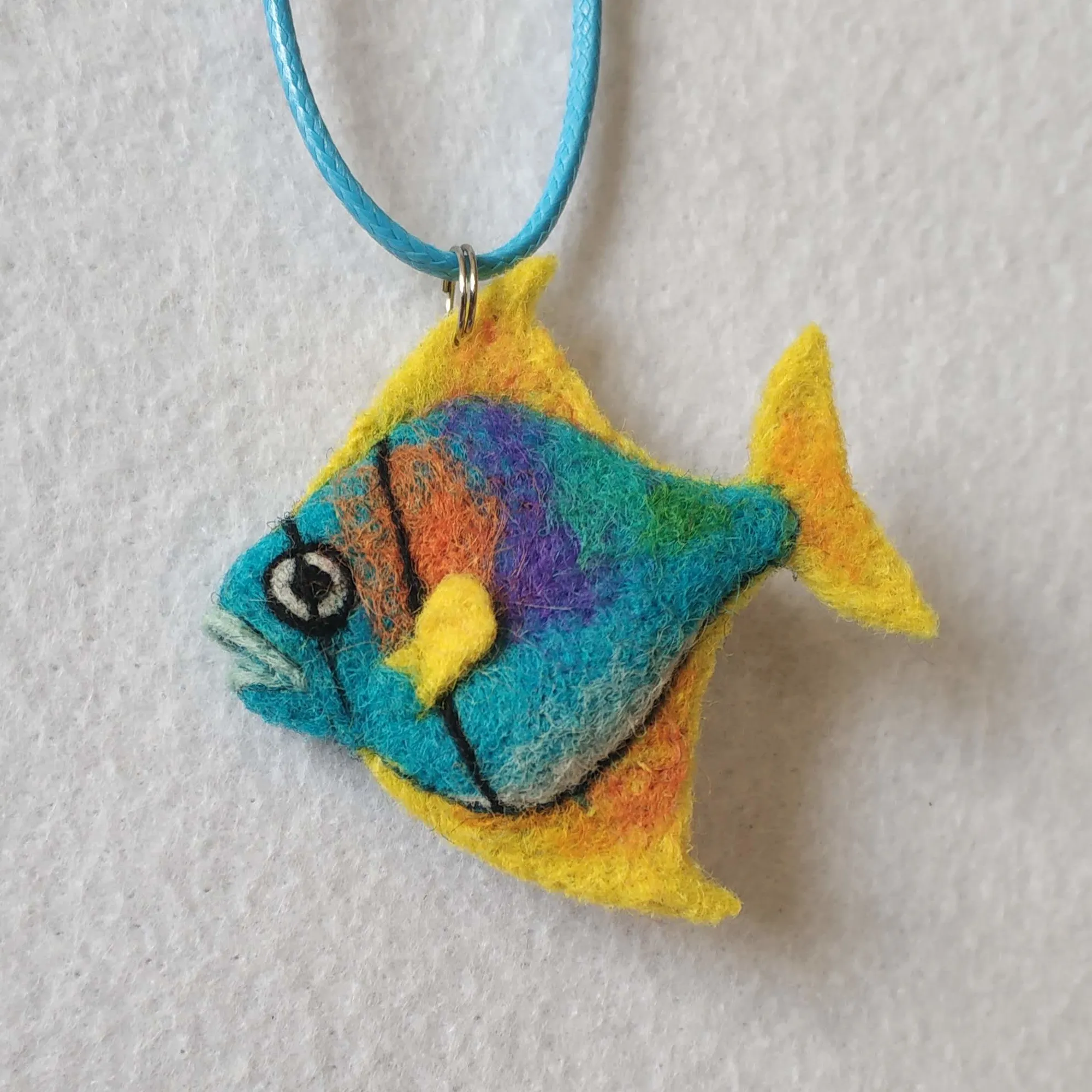 Морские обитатели — мастер-классы по валянию брошей и украшений